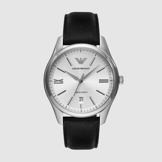  10 Watches Every Man Should Own 