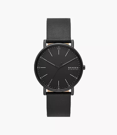 Signatur Three-Hand Black Leather Watch SKW6902