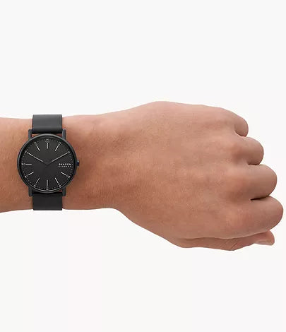 Signatur Three-Hand Black Leather Watch SKW6902