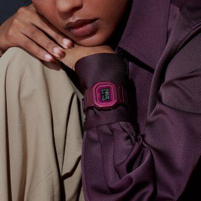 G-SHOCK DIGITAL WATCH GMD-S5600RB-4DR